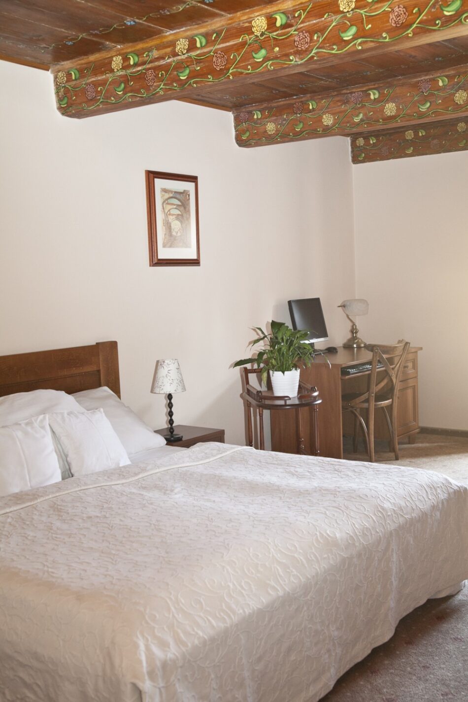 Double Room with Courtyard View (No. 6)